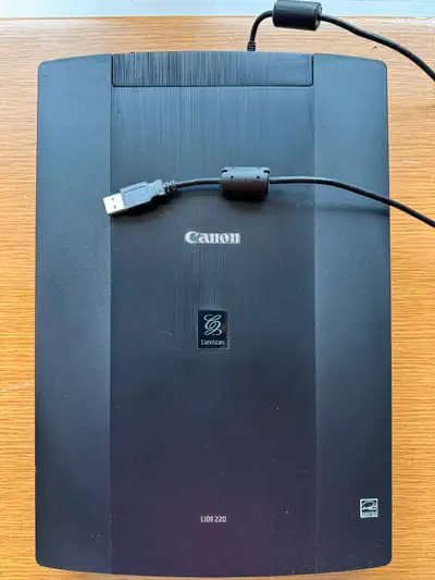Canon Scanner LiDE220, View more