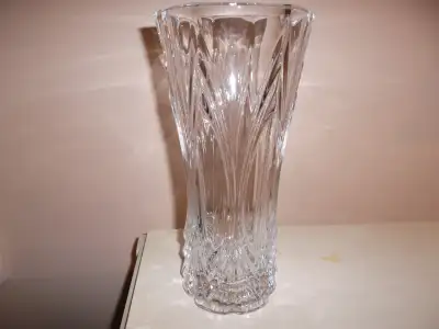 NEW  11 3/4 inch tall lead crystal flower vase, View more