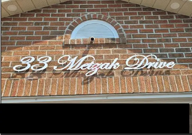 LED Script Number Home Address Cursive Custom Letter Light Sign in Outdoor Décor in Mississauga / Peel Region - Image 4