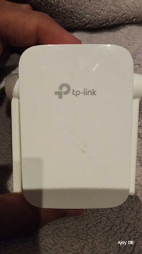 Expand Your WiFi Reach with TP-Link AC1200 WiFi Extender (RE305)