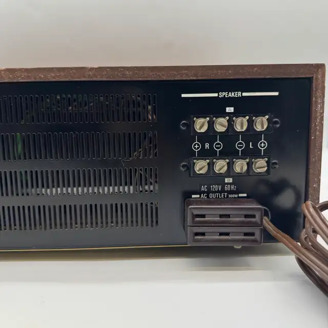 Vintage Sony STR-6036A FM/AM Stereo Receiver Tested Working Japa in Stereo Systems & Home Theatre in City of Toronto - Image 10