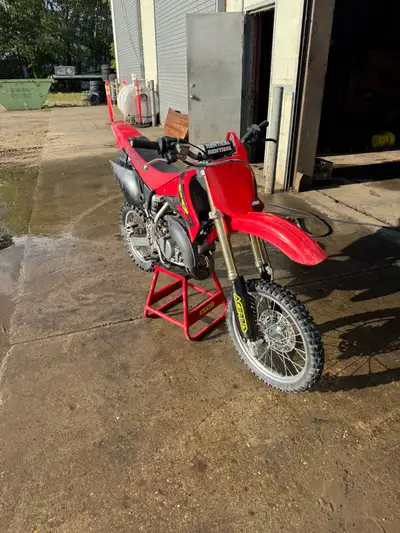 Excellent running 2 stroke CR85R. Son outgrew the bike. Would possibly consider trading for a quad.