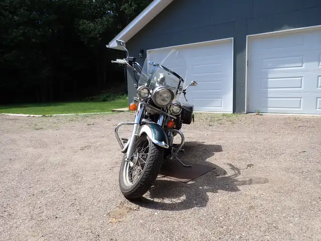 1999 Honda Shadow A.C.E 750 in Street, Cruisers & Choppers in Renfrew - Image 12