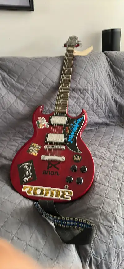 Greg Bennett Torino electric guitar, View more