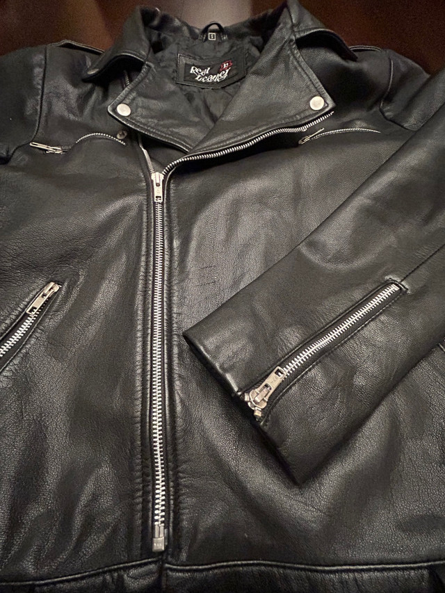 Motorcycle ‘Walking Dead’ Negan style Leather Jacket- Mens small in Men's in City of Toronto - Image 4