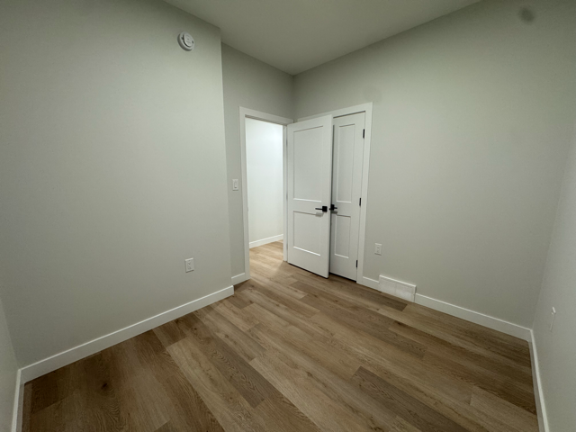 **Beautiful 3Bed 2.5Bath Duplex in Glenwood** in Long Term Rentals in Winnipeg - Image 17