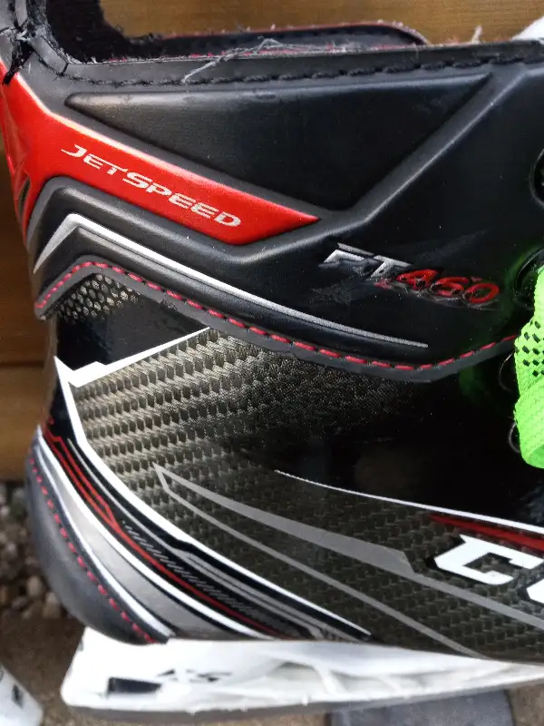 ccm jetspeed ft460 senior hockey skates sz.8.5 skate $80 Width D in Hockey in City of Toronto - Image 6