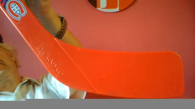 MONTREAL CANADIENS plastic mini HOCKEY STICK 19 1/2" long in Arts & Collectibles in Winnipeg - Image 6