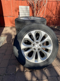 Four Kia alloy rims 18" with all season tires