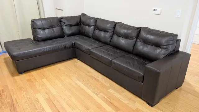Leather Sectional Sofa in Couches & Futons in Kingston - Image 2