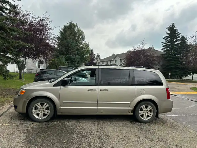 2008 Dodge Caravan523046047575582723