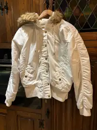 Woman’s White Puffer Jacket with Hood