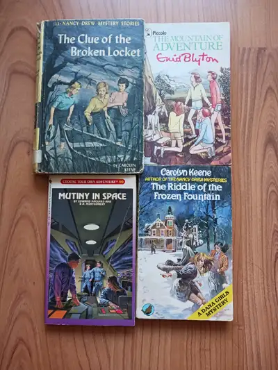 Nancy Drew, Carolyn Keene Mystery Vintage Books, View more