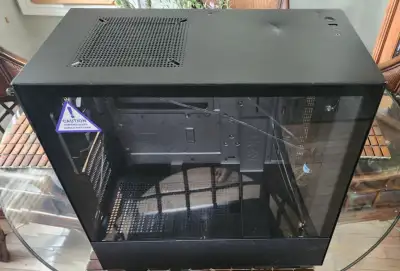 NZXT H510 - PC MID-TOWER - BLACK COMPUTER CASE + 2 120MM FANS - Very Good Condition - Some Slight Co...