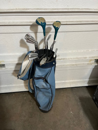 Golf bag with 9 clubs