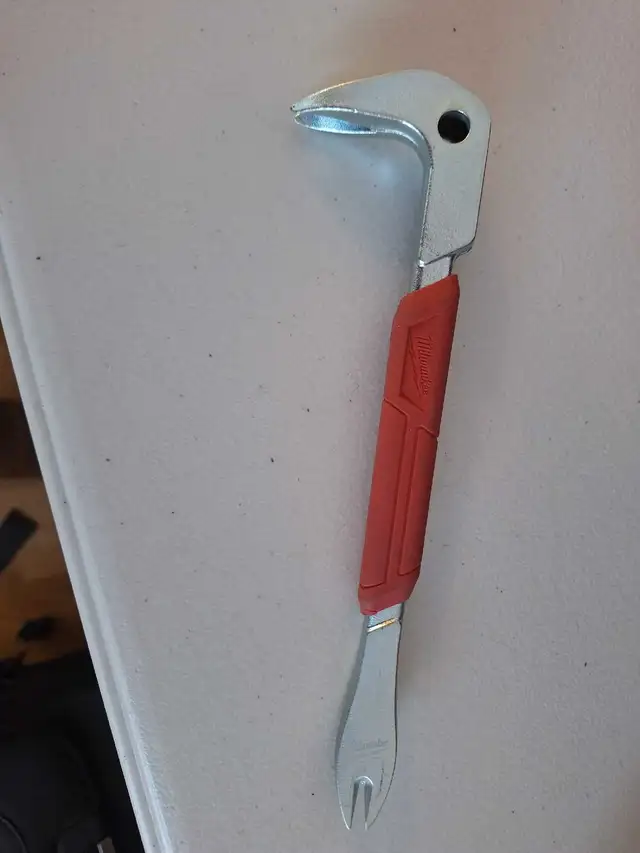 NEW MILWAUKEE 9" NAIL PULLER600954255862681601