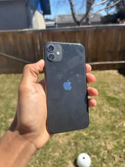 Selling an iPhone 11 in great condition. Fully tested and everything works perfectly — Face ID, came...