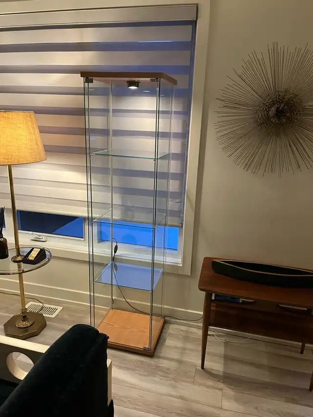 90s Vintage IKEA bookcase display cabinets with lights in Bookcases & Shelving Units in Gatineau - Image 7