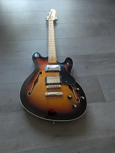 Squier by Fender Classic Vibe starcaster guitar, View more