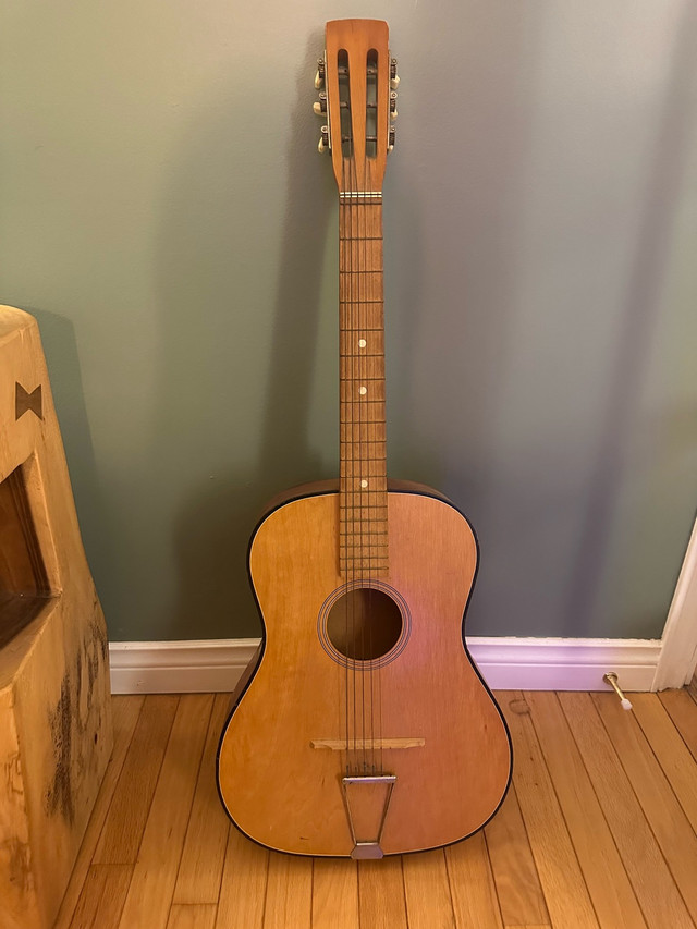 vintage parlour style guitar in Guitars in Moncton