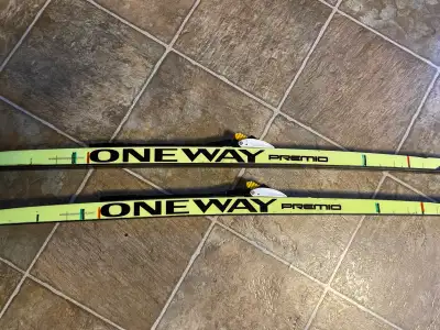 One Way Premio 10 Classic XC skis, View more