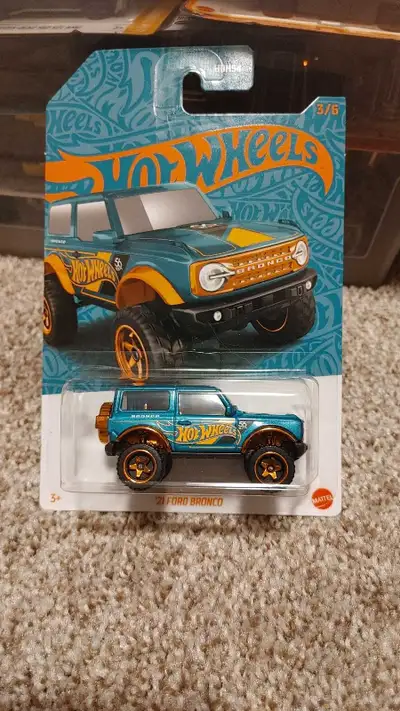 Hot Wheels 56th Anniversary Pearl and Chrome Ford Bronco, View more