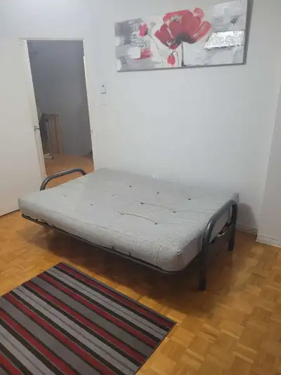 Chambre A Louer ! Femme seulement  Étudiante