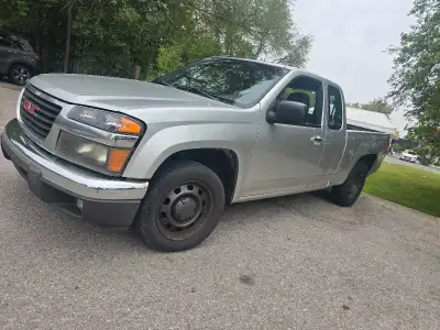 Hi im seling my work truck GMC CANYON 2010 TRUCK RUN AND DRIVE SMOOTH AVAILABLE TEST DRIVE I DON'T K...