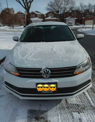 VIN: 3VW2B7AJ5HM257812 This 2017 Volkswagen Jetta Trendline+ is a perfect choice for anyone looking...