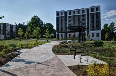 298 Hemlock St, Waterloo, ON May-August $1800, price is negotiable (REDUCED PRICE) Spacious 2 Bedroo...