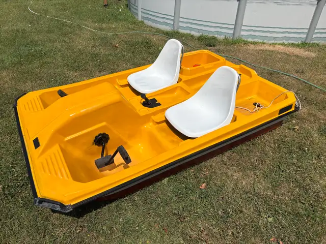Contour Commodore paddle boat  in Water Sports in Cornwall - Image 5