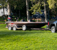 Tournament style 20 1/2 foot 2002 Ranger bass boat