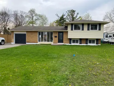 Location: Burlington, ON Rent: $3300 / month ️ Bedrooms: 3 | Bathrooms: 1 | Parking: 2-car garage +...
