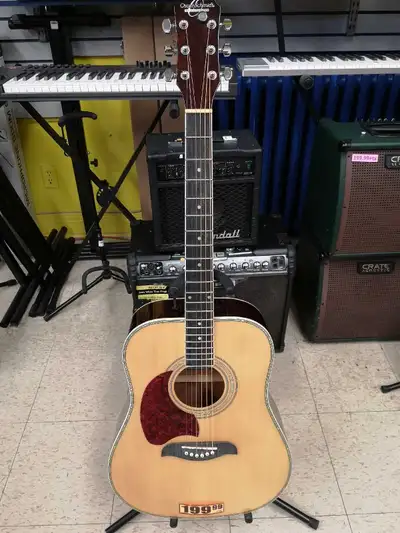 Guitare acoustique gauchère., View more