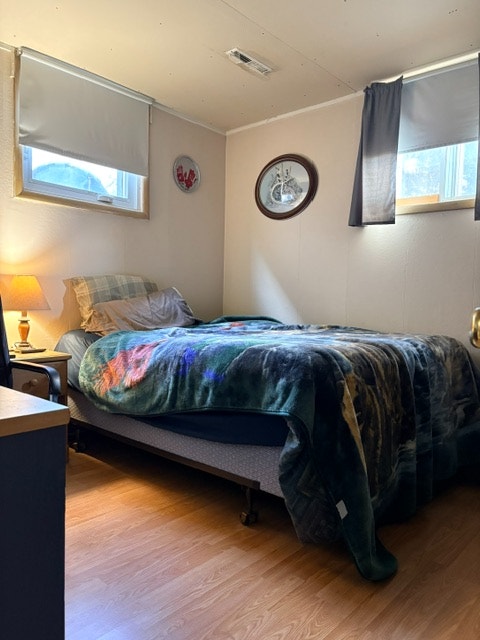 Bachelor Basement Suite For Rent 5