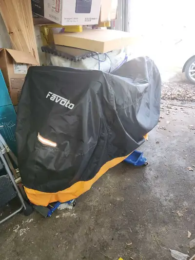 I am selling my used 2015 Honda CBR 1000 Repsol. This sportbike features a powerful engine, precise...