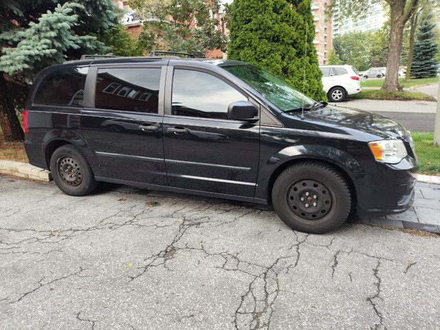2015 Dodge Grand Caravan 4dr Wgn Canada Value Package in Cars & Trucks in City of Toronto - Image 2