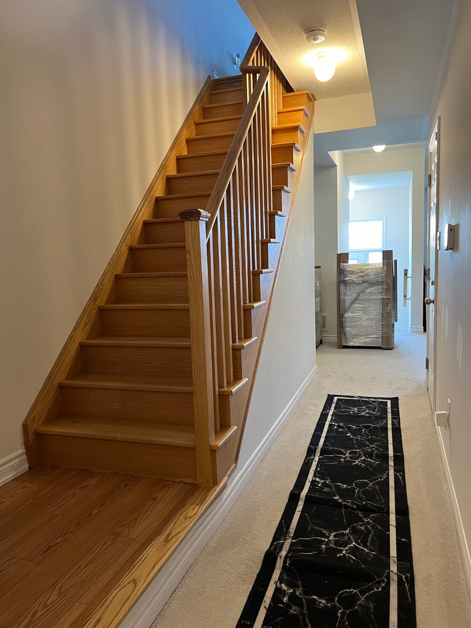 3 Beds 2 Baths Whitby Townhouse for Rent 2