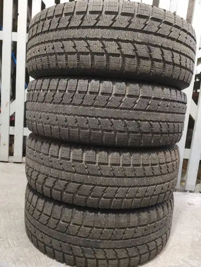 4 TOYO Winter tires like new!