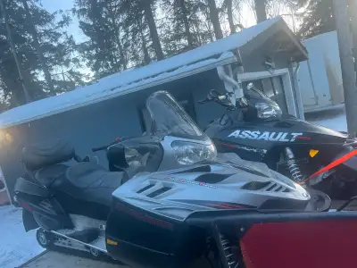 2010 Polaris assault 800, 2007 Polaris iq750 turbo 4 stroke. Both in great condition. Both have reve...