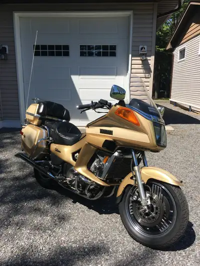 1200cc, manual, cover. Have complete spare parts bike and 1300cc engine/transmission that is include...