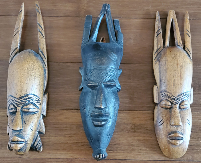 African collection. masks, game and coins in Arts & Collectibles in City of Halifax - Image 4