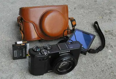 Samsung EX1 Digital Camera, View more
