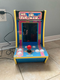 Arcade 1 up- 4 games in 1