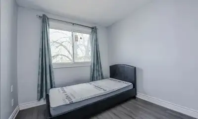 Room For Rent
