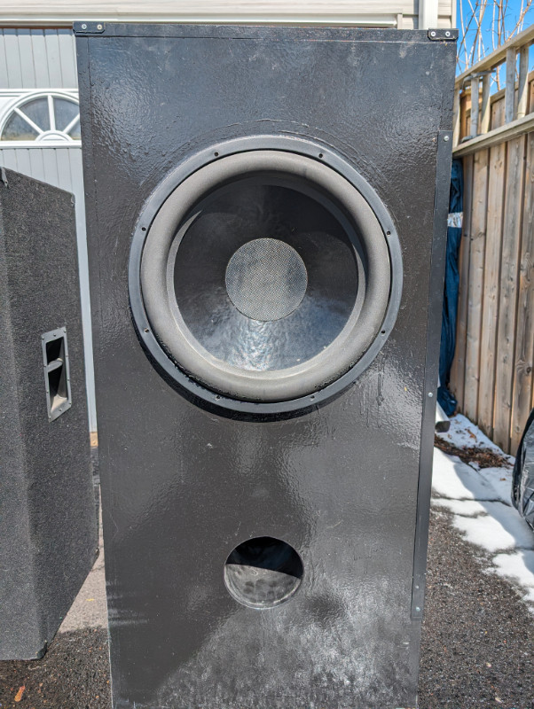 2 Large Speaker Cabinets, 15in and 18in plus Tweeter + Rack Amp in Speakers in Kitchener / Waterloo - Image 3