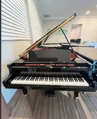 Yamaha c3 grand piano year2007 like new Barely played Demision 150×100×186cm Made in japan Asking278...