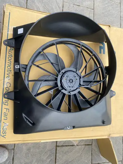Cooling Fan assembly fit Grand Cherokee 1999-2003 TYC product part no. 620200 New in box never used...