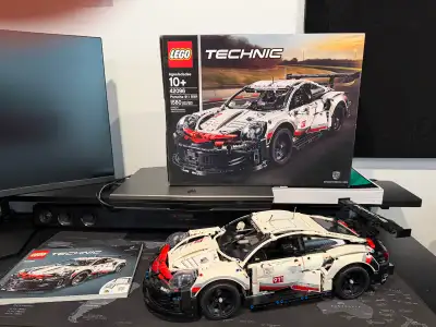 Lego Technic series *retired product* In excellent condition This Set has 1580 Pieces Instructions b...