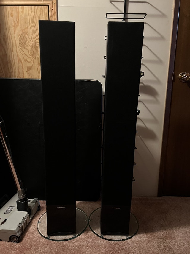 Tower speakers Speakers Edmonton Kijiji